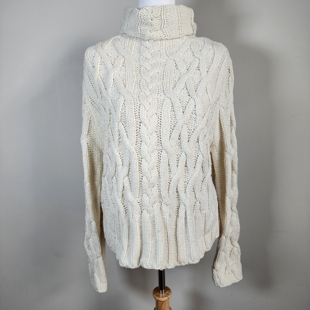 HYFVE Cable Knit Sweater Womens Medium Ivory Turtleneck Pullover Chunky Acrylic